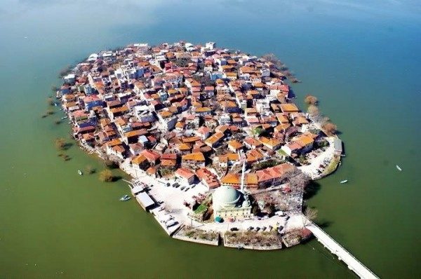 Bursa Gölyazı Köyü