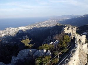 hilarion kalesi 01 e1402579281104