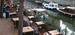 My Moon Restaurant & Cafe 01