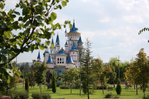 Sazova Parkı - Bilim Kültür Ve Sanat Parkı - 01