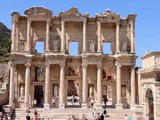 Efes Antik Kenti - 01