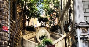 kamondo merdivenleri