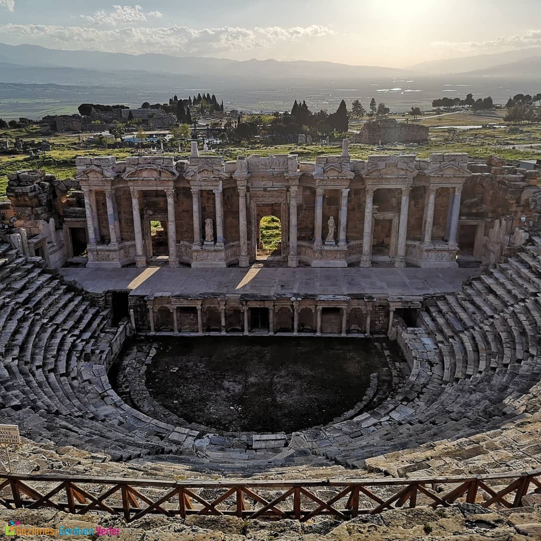 Hierapolis Antik Tiyatrosu - Denizli