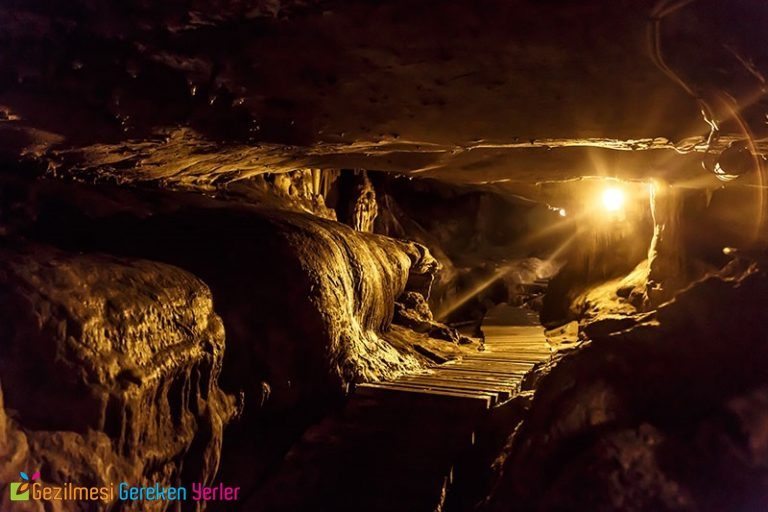 Yalan Dünya Mağarası | Nasıl Gidilir, Ziyaret ve Giriş Ücreti – Antalya