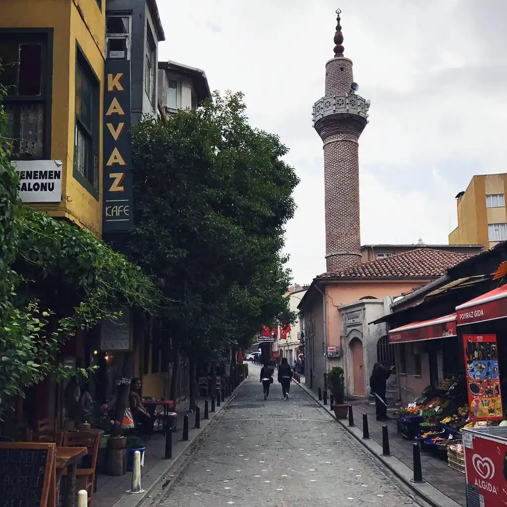 Tahta Minare Camii