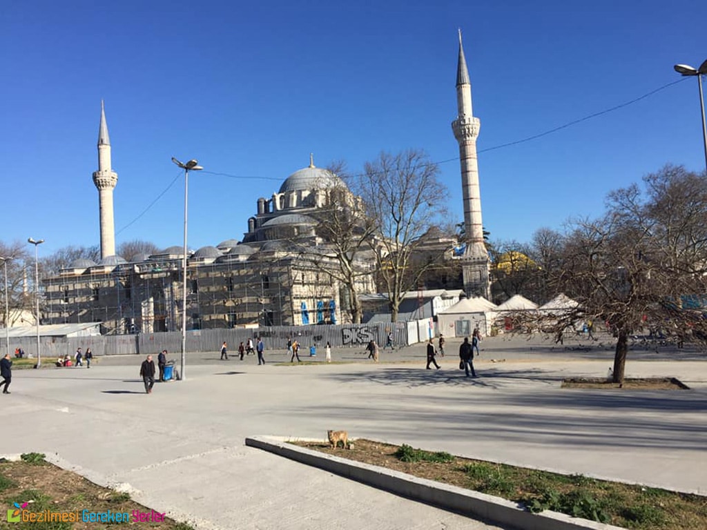 Beyazıt Camii