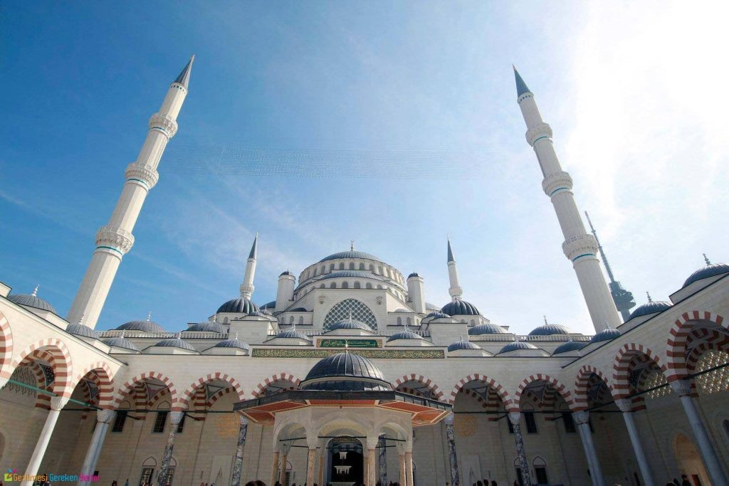 Çamlıca Camii Özellikleri