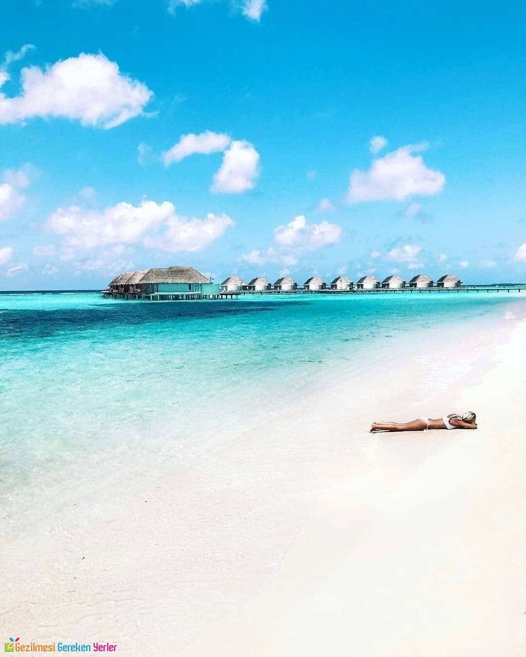Maldivler Sahili