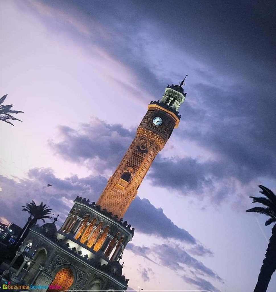 İzmir Saat Kulesi