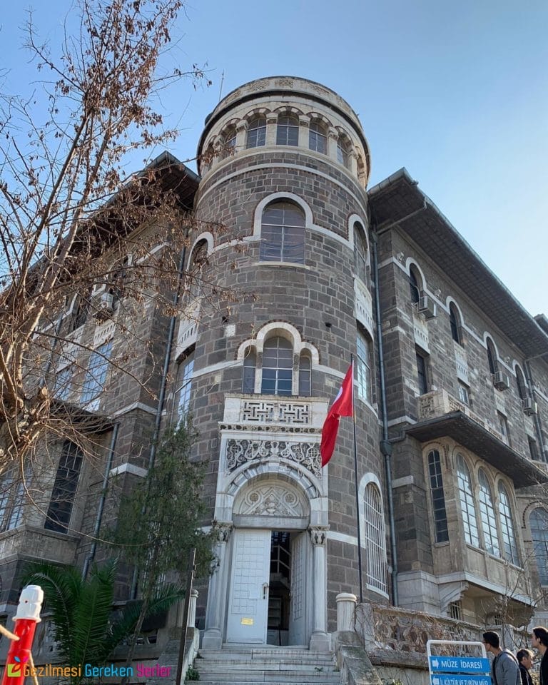 İzmir Arkeoloji Müzesi | Nerede, Ziyaret ve Giriş Ücreti