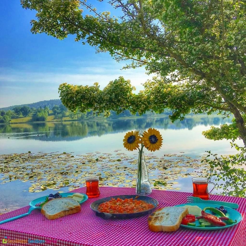 Poyrazlar Gölü Tabiat Parkı