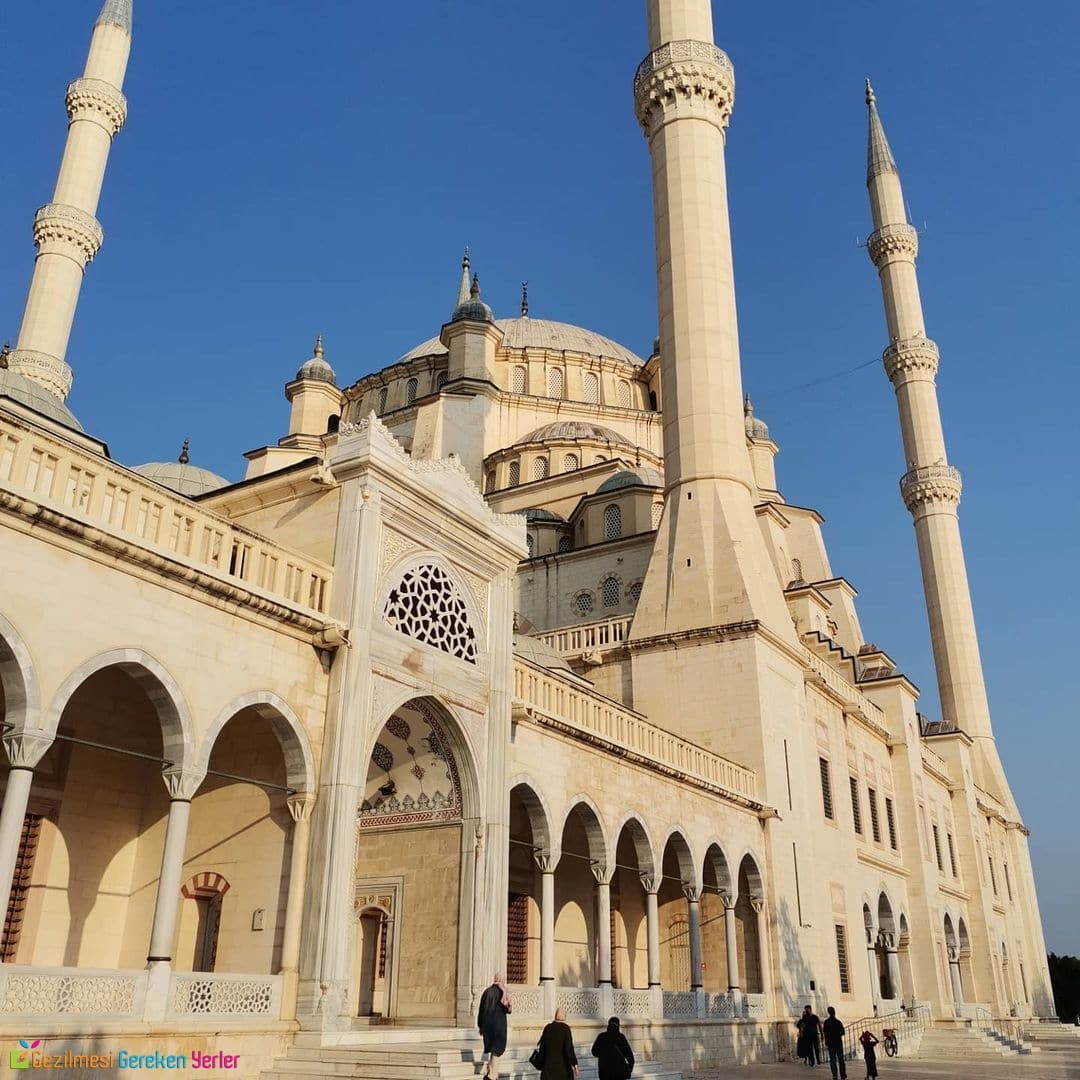 Sabancı Merkez Camii Mimari Özellikleri