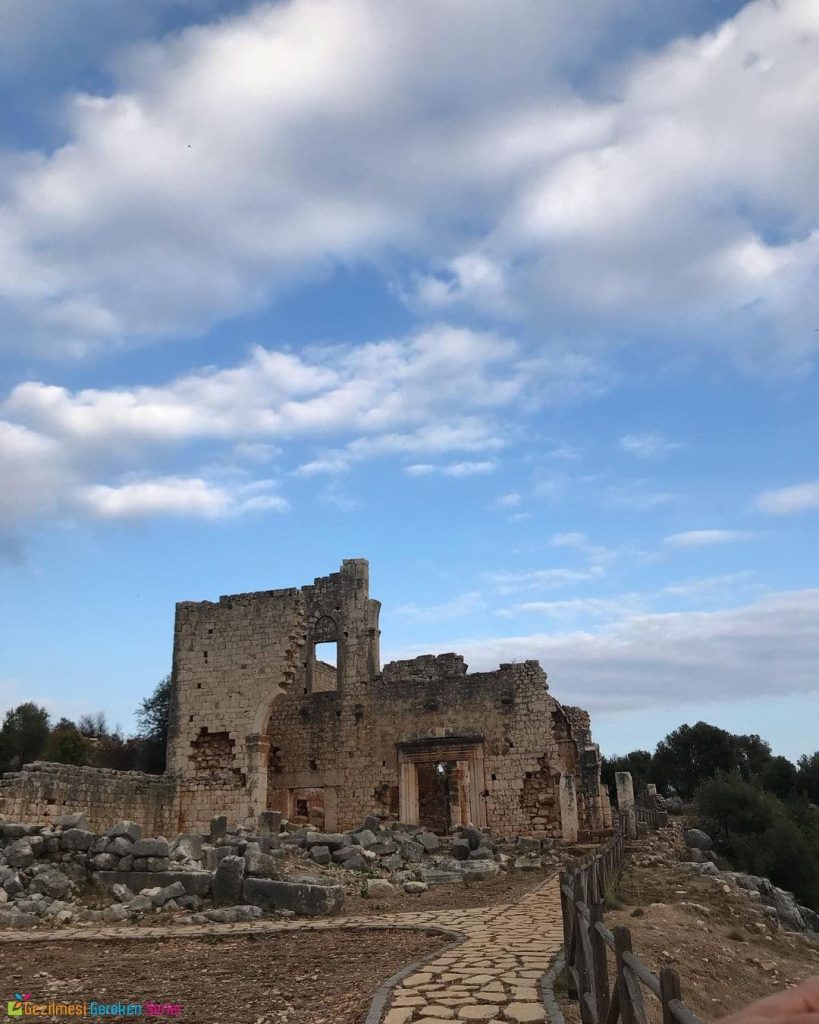 Kanlıdivane Ören Yeri - Mersin