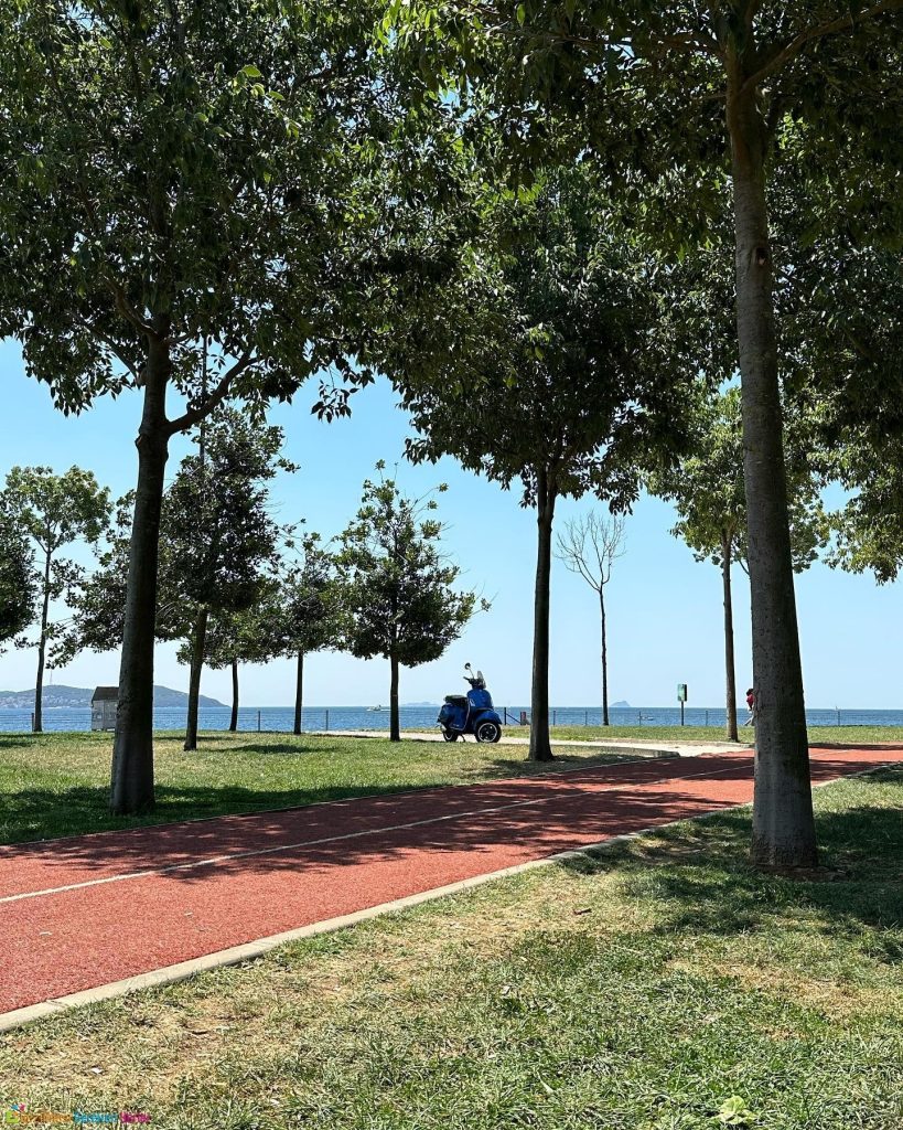 Caddebostan Plajı - Kadıköy