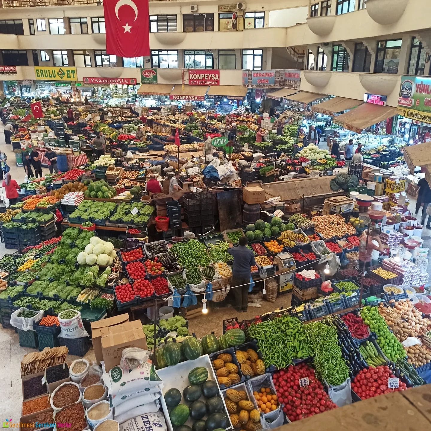 Melike Hatun Çarşısı