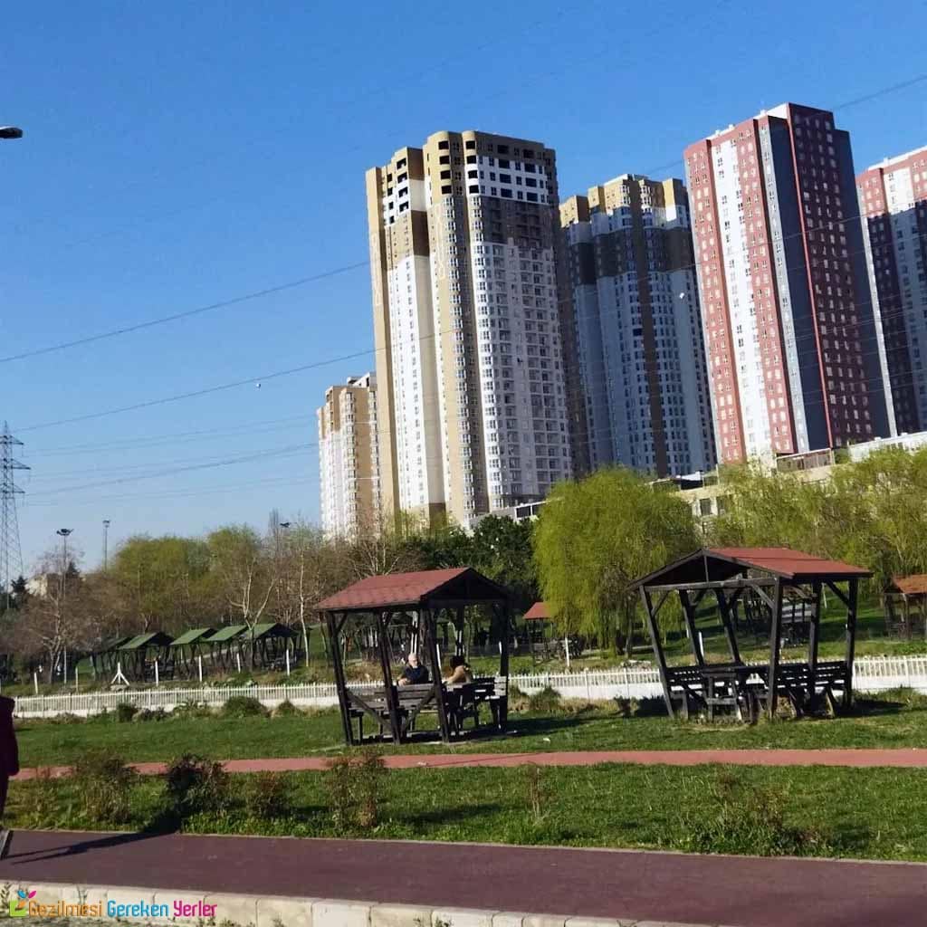 Esenyurt Şehitler Parkı