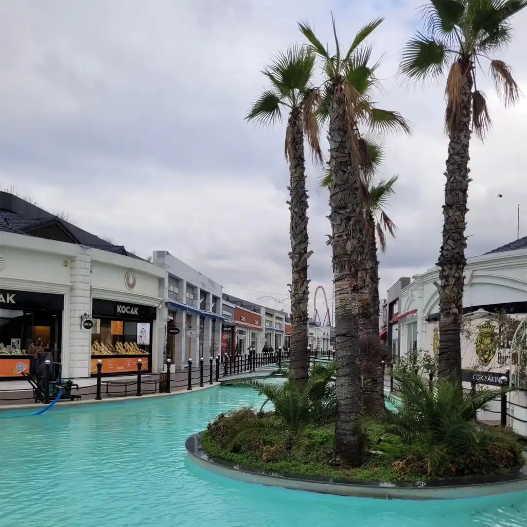 Viaport Marina Alışveriş Merkezi