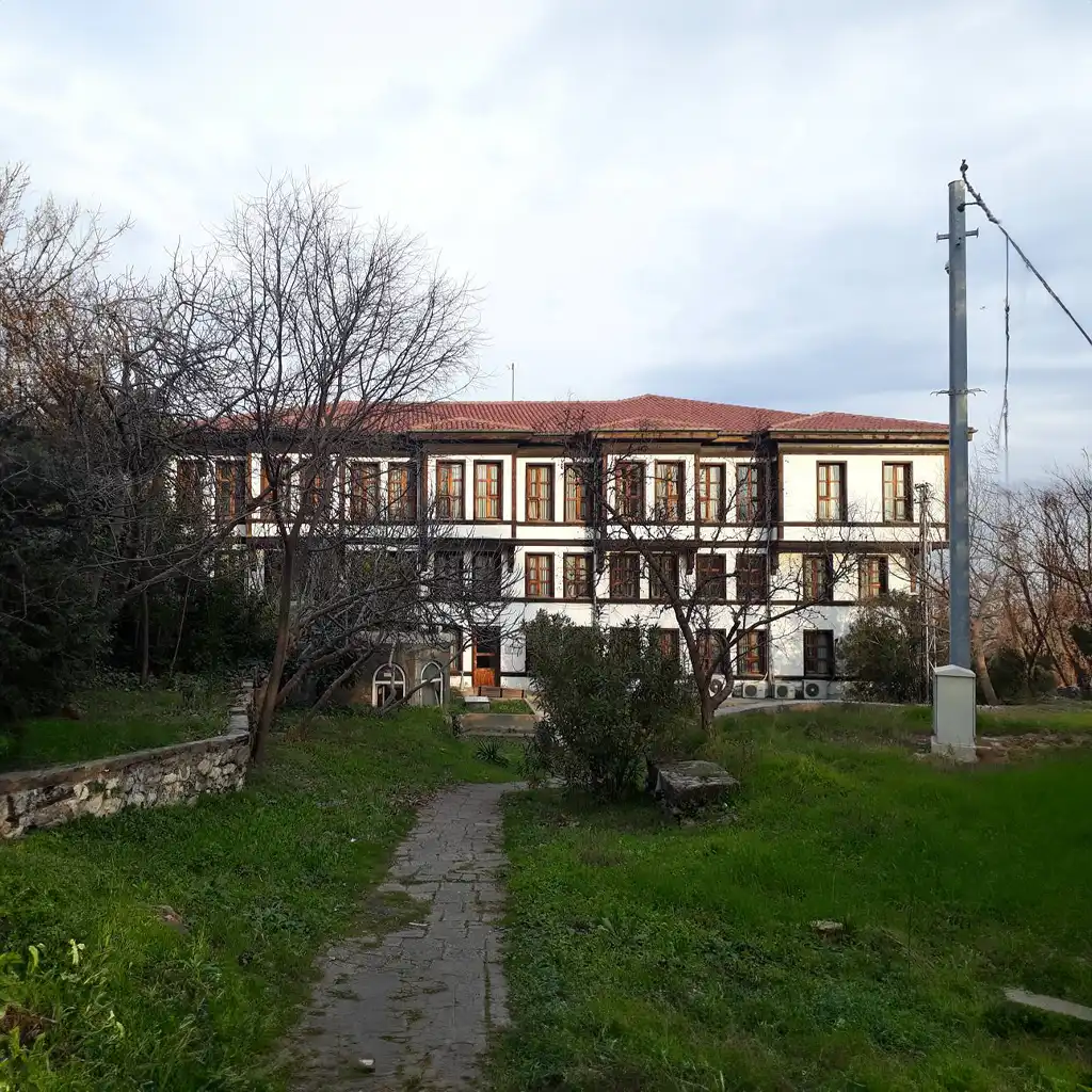 Atatürk Rehablitasyon Merkezi Kükürtlü Kaplıcaları