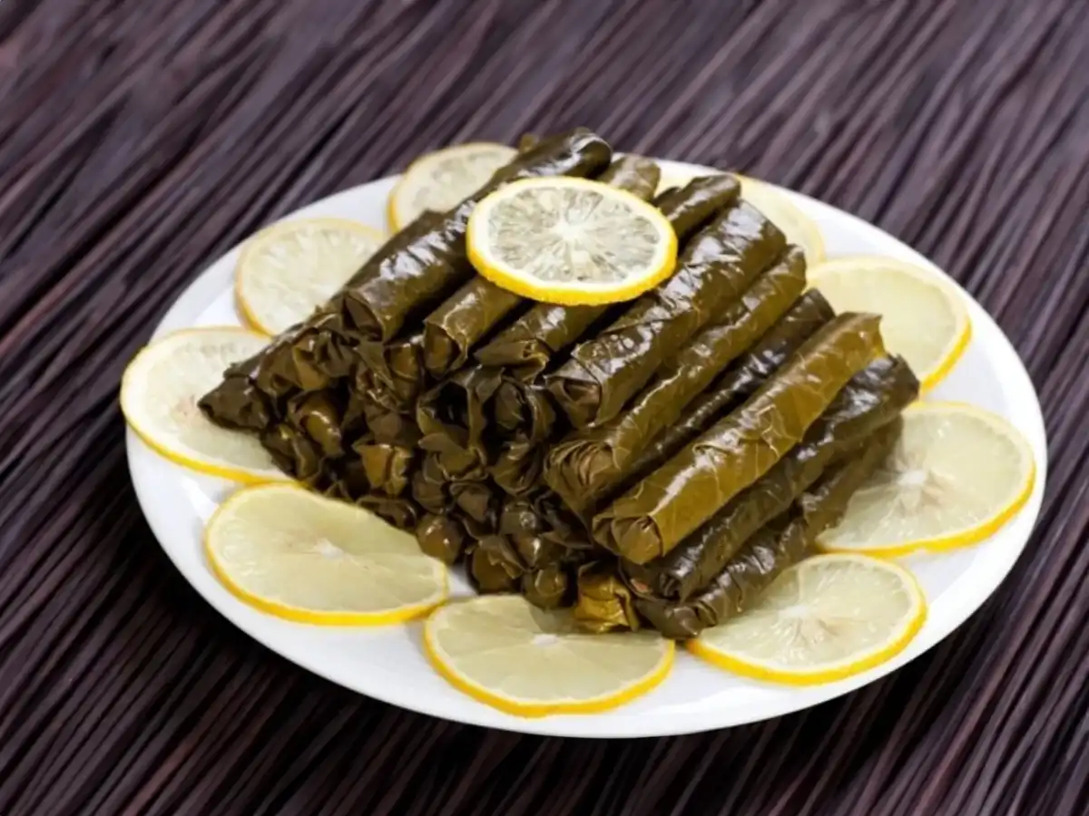 Etli Üzüm Yaprağı Sarma