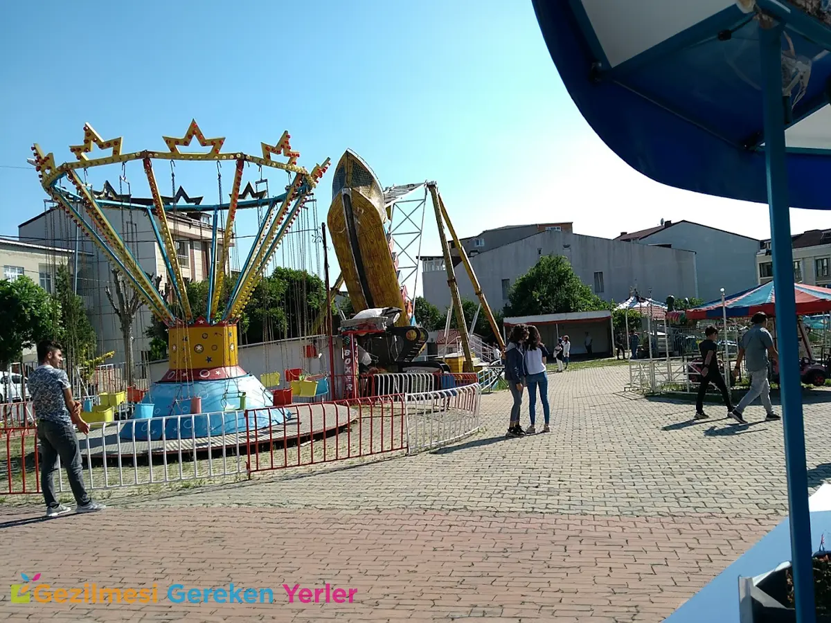 Arnavutköy Lunapark