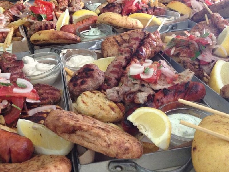 Korfu'da Bir Akşamüstü: Pane e Souvlaki