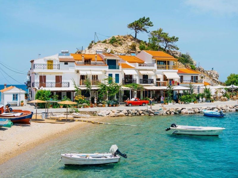 Samos'tan Ikaria'ya: Şifalı Sular ve Sağlık Dolu Bir Kaçamak