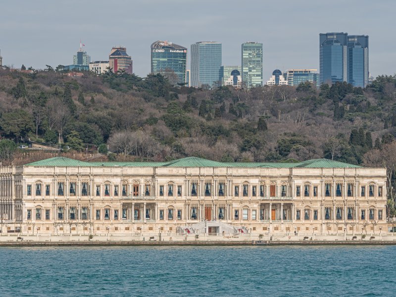 Çırağan Sarayı