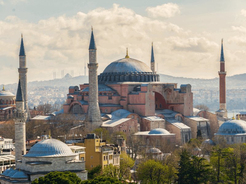 Sultanahmet Meydanı ve Ayasofya